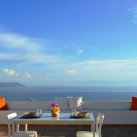 Orizzonte Relais Semesterbostad Leni